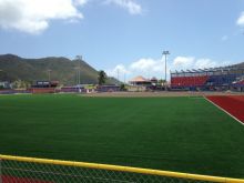 Grama Sintética - Estadio de biesbol infantil St. Marteen